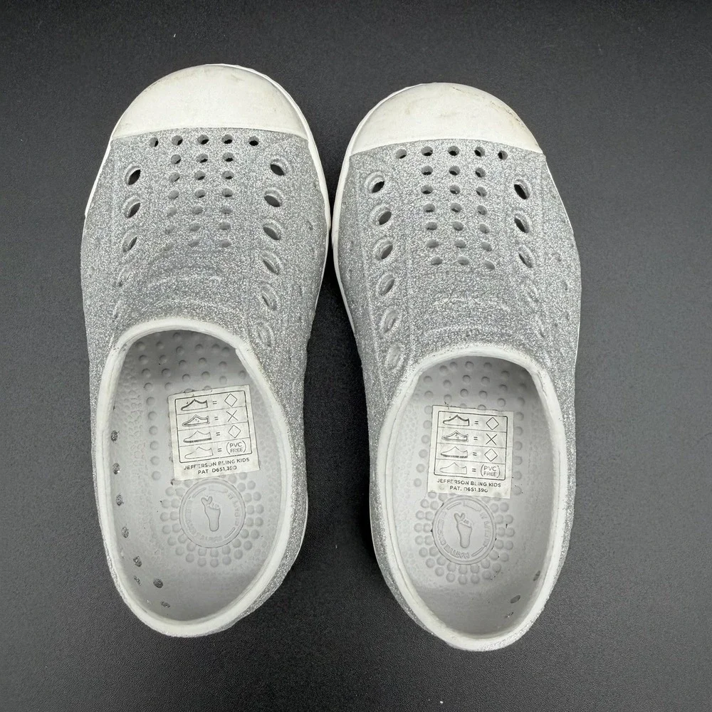 Native Jefferson Kids Red Slip-On Water Shoes Toddler C6 Silver Sparkles